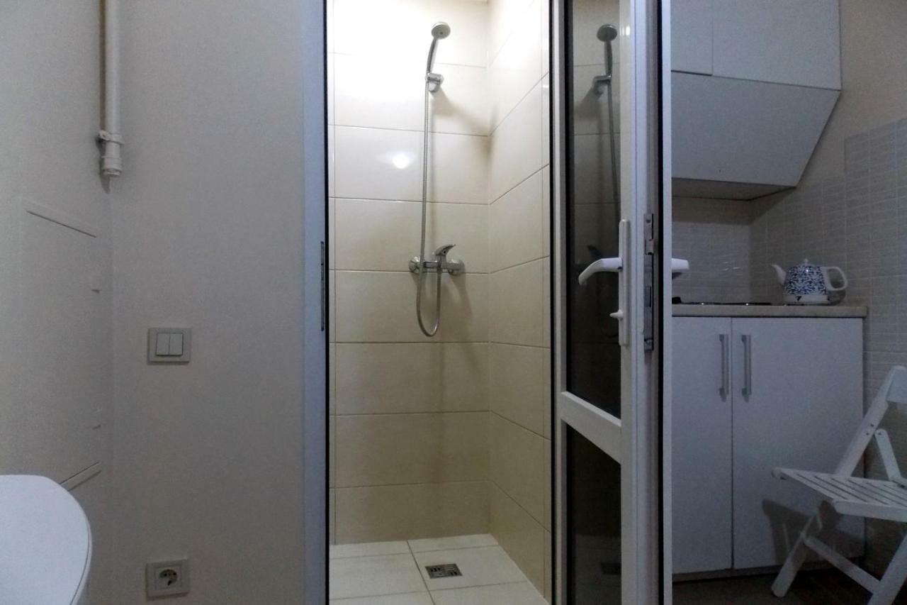 Compact Studio In The City Center Appartement Lviv Buitenkant foto